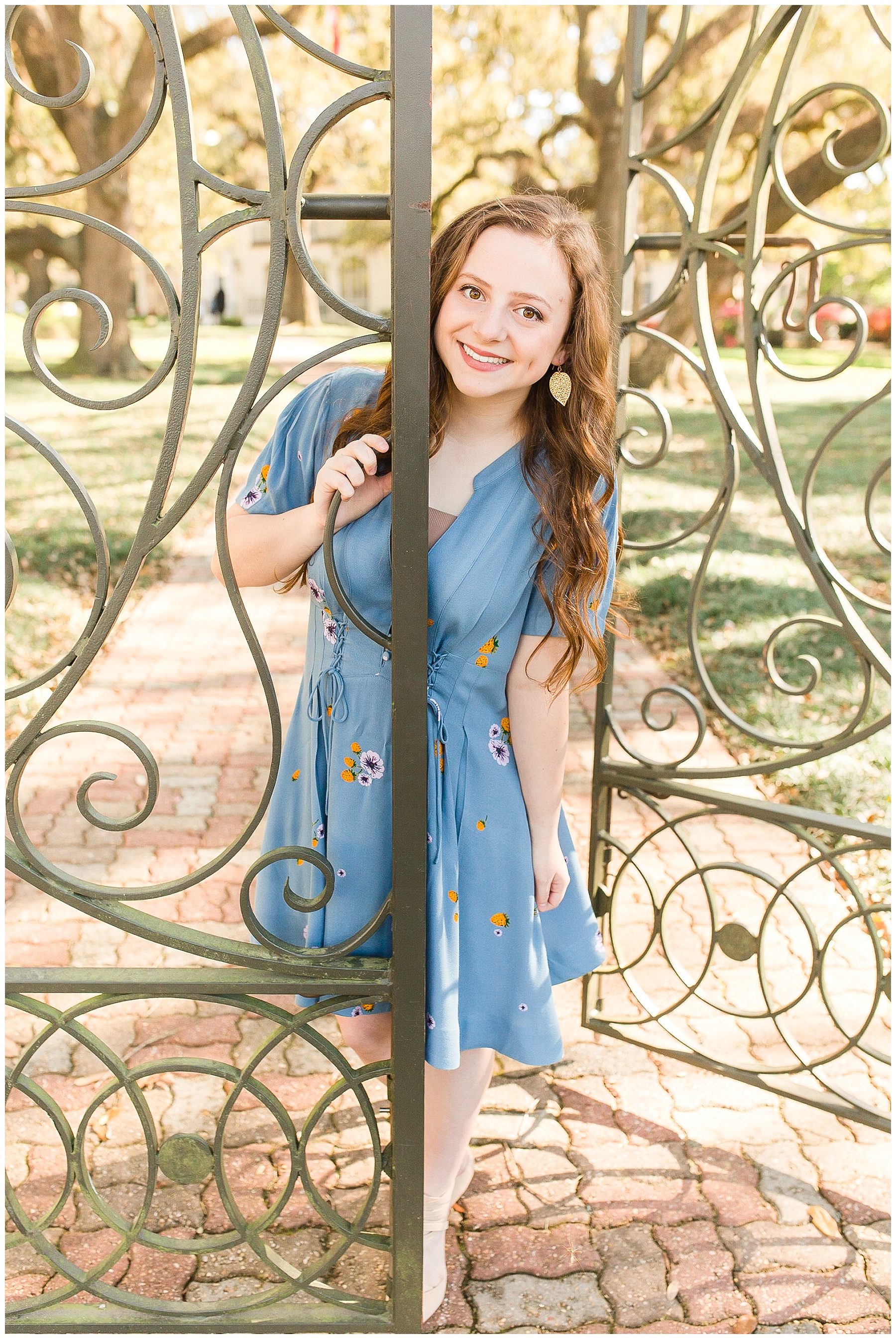 BRIGHT & AIRY SENIOR PICTURES SOPHIE HARGRAVE Elizabeth Watts